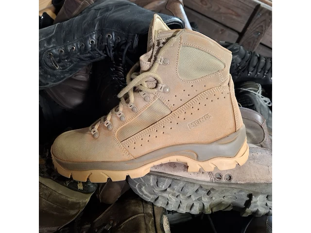 Partij diverse schoenen - afbeelding 5 van  10
