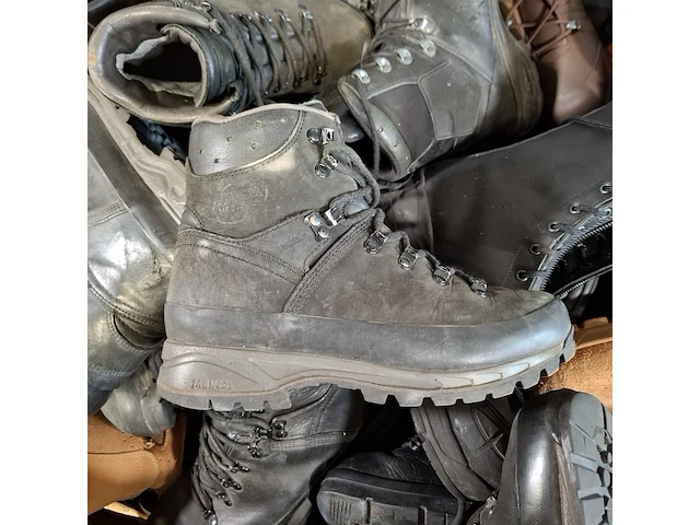 Partij diverse schoenen - afbeelding 3 van  7