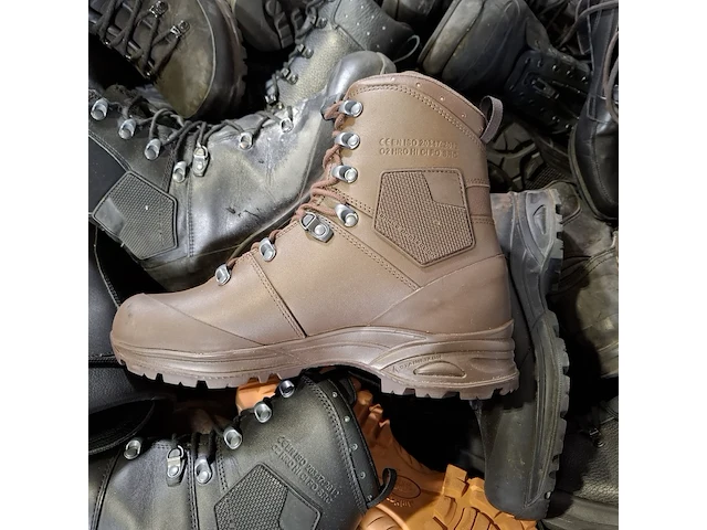 Partij diverse schoenen - afbeelding 4 van  7