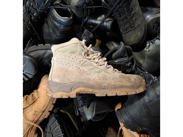 Partij diverse schoenen - afbeelding 5 van  7