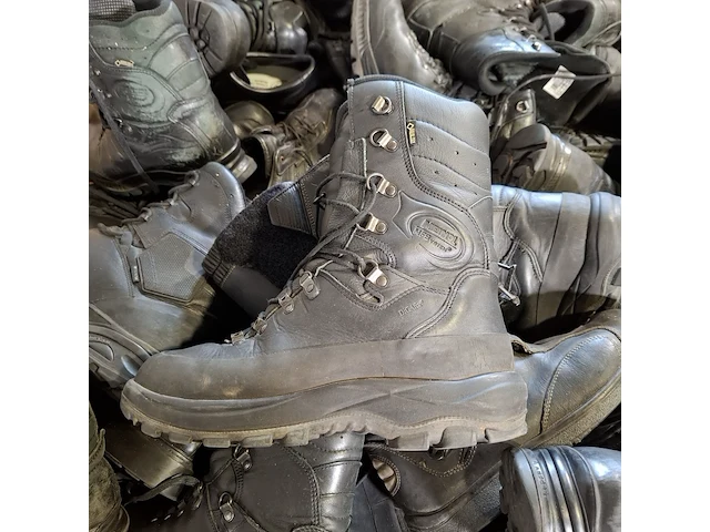 Partij diverse schoenen - afbeelding 4 van  9