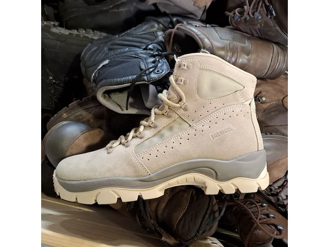 Partij diverse schoenen - afbeelding 4 van  7