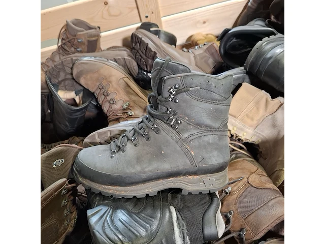 Partij diverse schoenen - afbeelding 5 van  7
