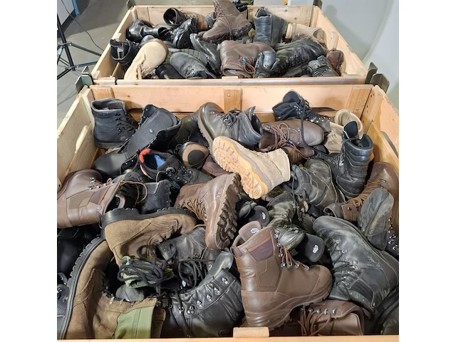 Partij diverse schoenen - afbeelding 3 van  11