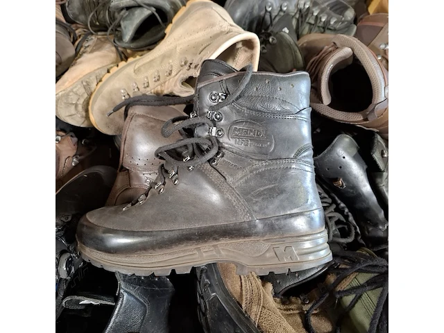 Partij diverse schoenen - afbeelding 11 van  11