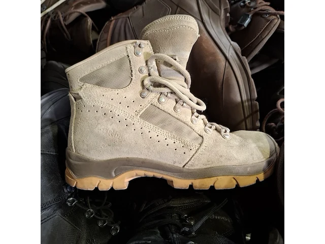 Partij diverse schoenen - afbeelding 9 van  13