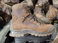 Partij diverse schoenen - afbeelding 3 van  13