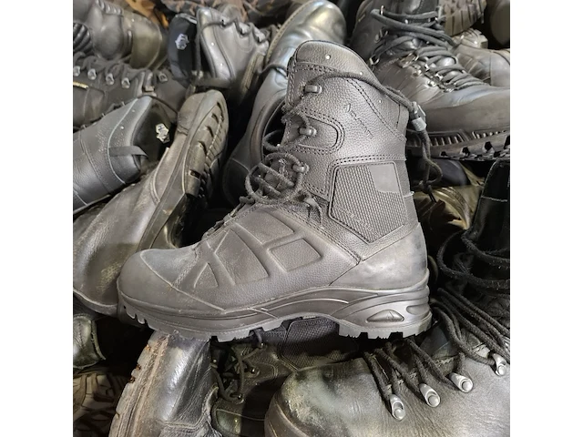 Partij diverse schoenen - afbeelding 7 van  13