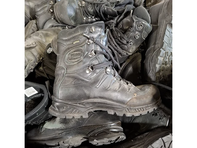 Partij diverse schoenen - afbeelding 13 van  13