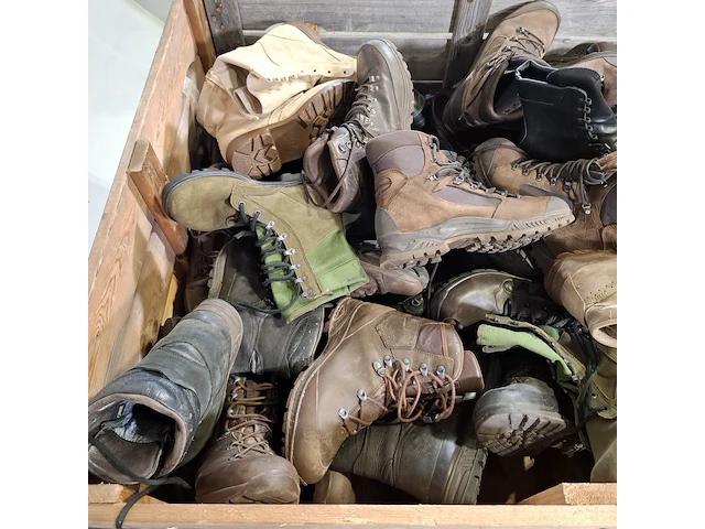 Partij diverse schoenen - afbeelding 7 van  7