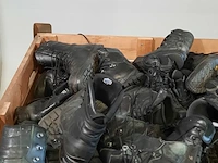 Partij diverse schoenen - afbeelding 4 van  13