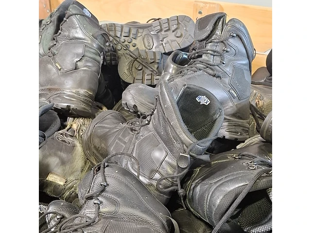 Partij diverse schoenen - afbeelding 15 van  16