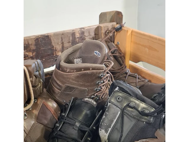 Partij diverse schoenen - afbeelding 2 van  11