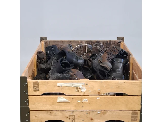 Partij diverse schoenen - afbeelding 4 van  11