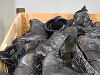 Partij diverse schoenen - afbeelding 10 van  16