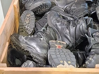 Partij diverse schoenen - afbeelding 11 van  15