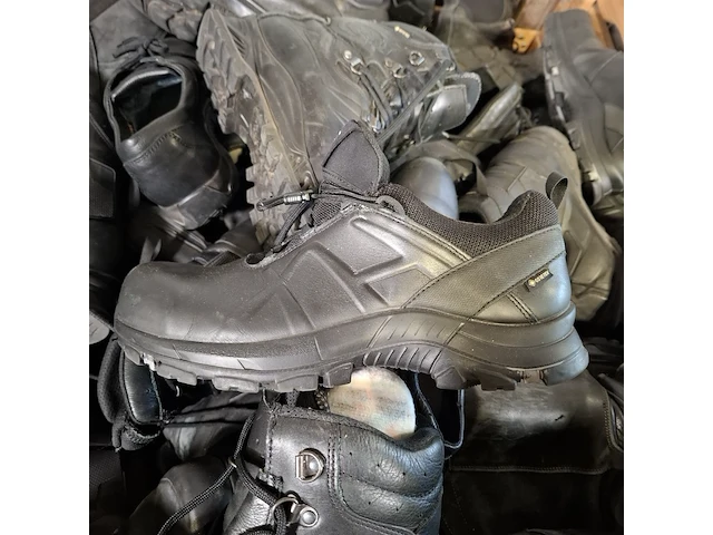 Partij diverse schoenen - afbeelding 3 van  11