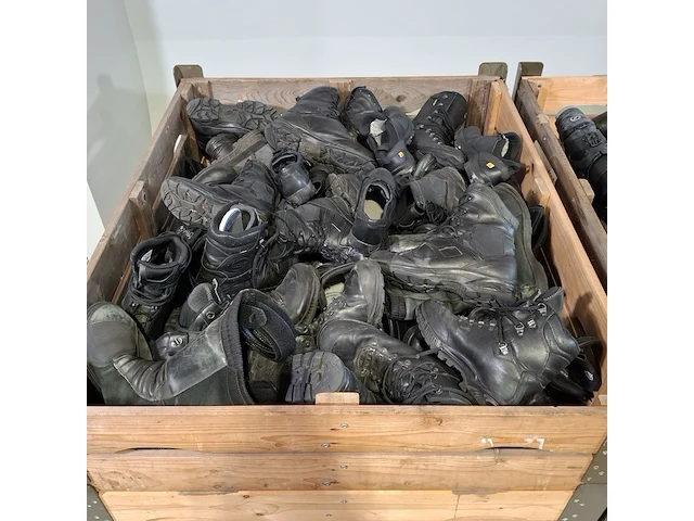 Partij diverse schoenen - afbeelding 6 van  11