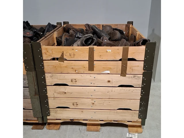 Partij diverse schoenen - afbeelding 5 van  11