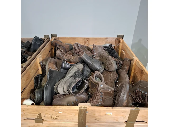 Partij diverse schoenen - afbeelding 6 van  11