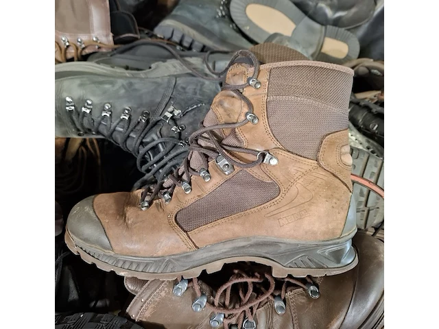 Partij diverse schoenen - afbeelding 8 van  11