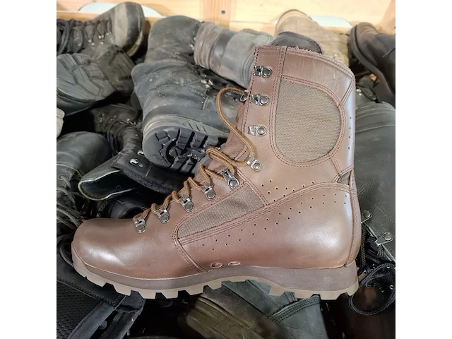 Partij diverse schoenen - afbeelding 4 van  5