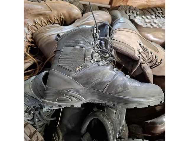 Partij diverse schoenen - afbeelding 4 van  7