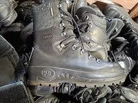 Partij diverse schoenen - afbeelding 2 van  13