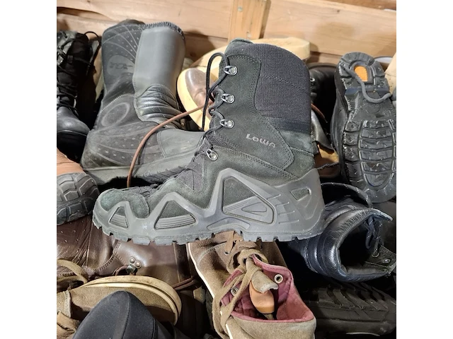 Partij diverse schoenen - afbeelding 8 van  13