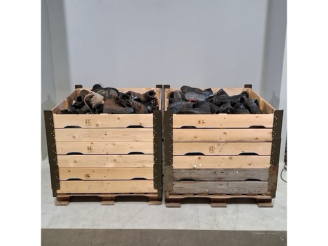 Partij diverse schoenen - afbeelding 1 van  9
