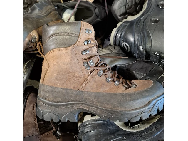 Partij diverse schoenen - afbeelding 4 van  9