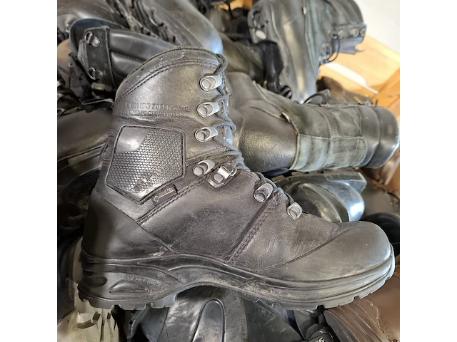 Partij diverse schoenen - afbeelding 5 van  5