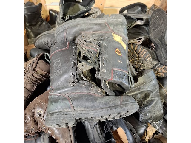 Partij diverse schoenen - afbeelding 7 van  10