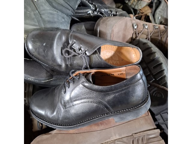 Partij diverse schoenen - afbeelding 8 van  10