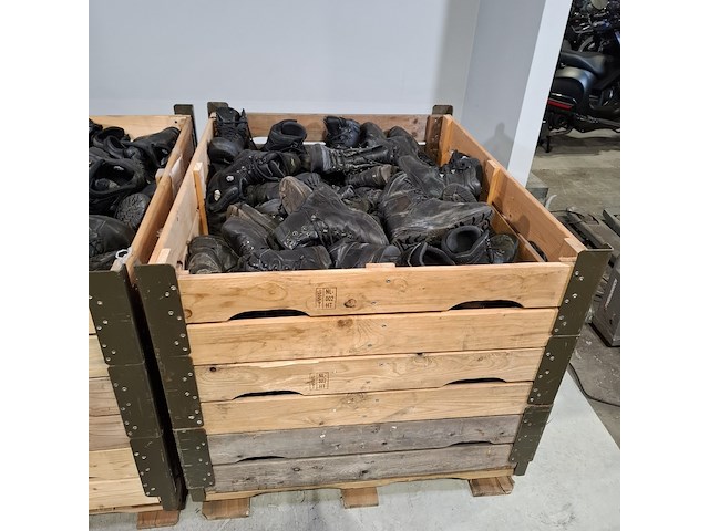 Partij diverse schoenen - afbeelding 4 van  10