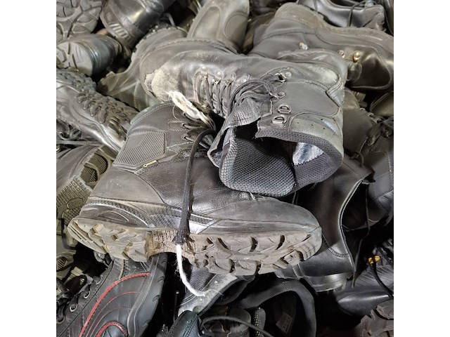 Partij diverse schoenen - afbeelding 5 van  10