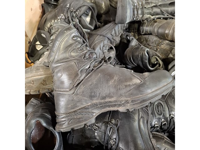 Partij diverse schoenen - afbeelding 9 van  10