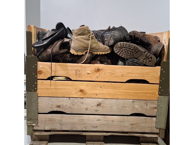 Partij diverse schoenen - afbeelding 3 van  10
