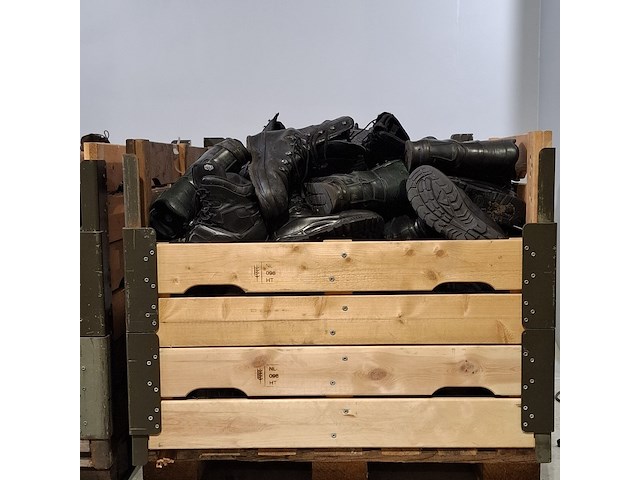 Partij diverse schoenen - afbeelding 4 van  10