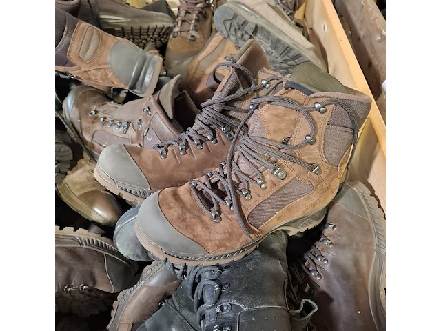 Partij diverse schoenen - afbeelding 8 van  10