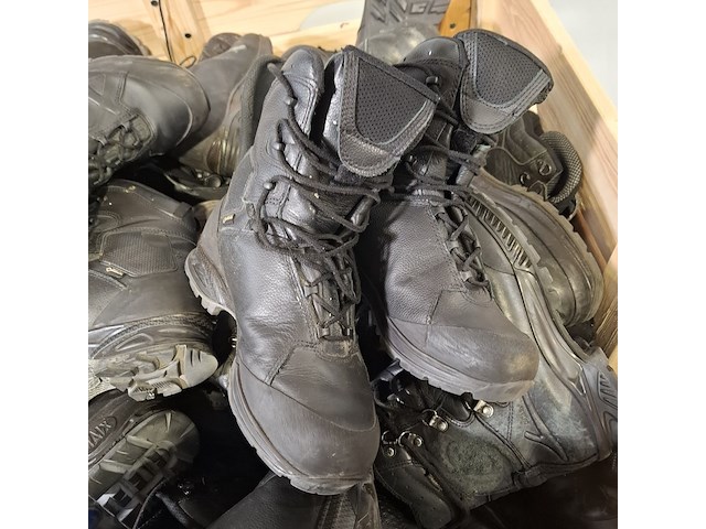 Partij diverse schoenen - afbeelding 4 van  5