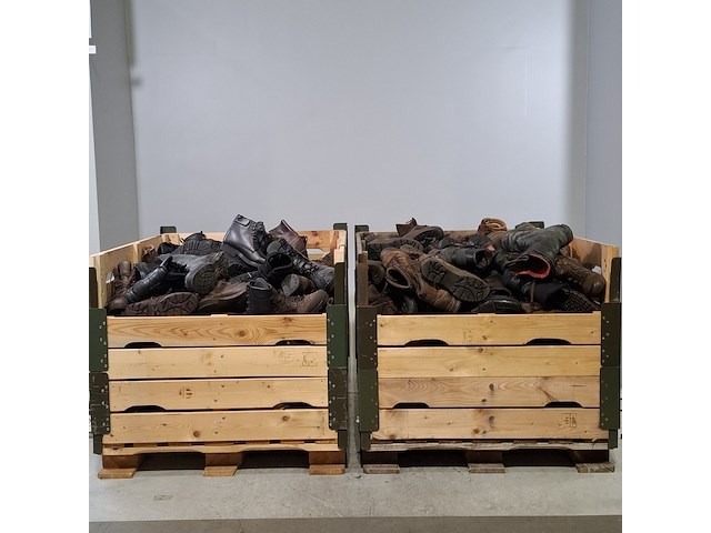 Partij diverse schoenen - afbeelding 1 van  9