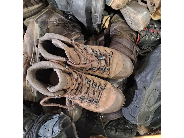 Partij diverse schoenen - afbeelding 5 van  9