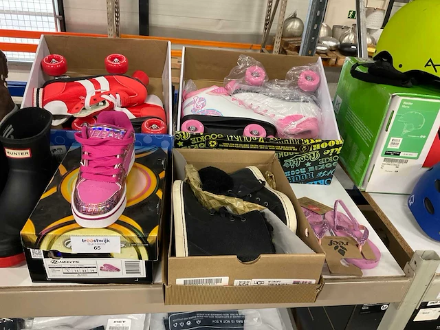 Partij diverse schoenen/rolschaatsen (14x) - afbeelding 2 van  7