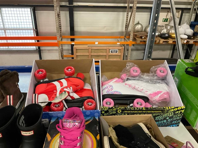 Partij diverse schoenen/rolschaatsen (14x) - afbeelding 3 van  7