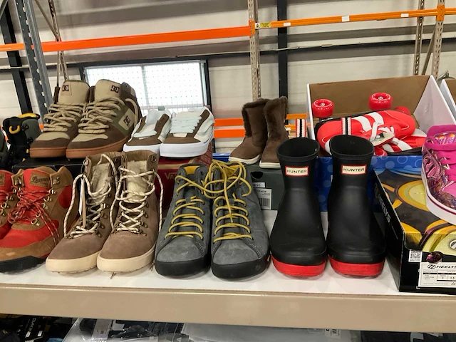 Partij diverse schoenen/rolschaatsen (14x) - afbeelding 5 van  7