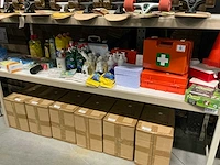 Partij diverse schoonmaakartikelen/overige - afbeelding 1 van  5