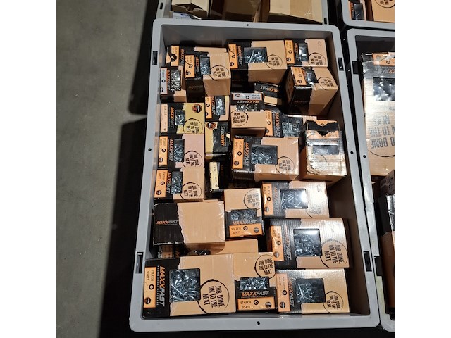 Partij diverse schroeven, bouten, moeren en ringen, o.a. maxxfast, fisher, fabory - afbeelding 3 van  33