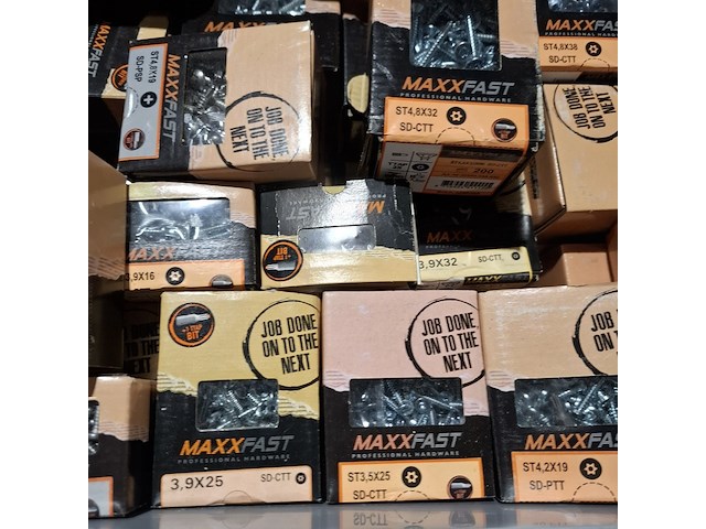 Partij diverse schroeven, bouten, moeren en ringen, o.a. maxxfast, fisher, fabory - afbeelding 5 van  33