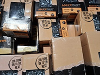 Partij diverse schroeven, bouten, moeren en ringen, o.a. maxxfast, fisher, fabory - afbeelding 6 van  33